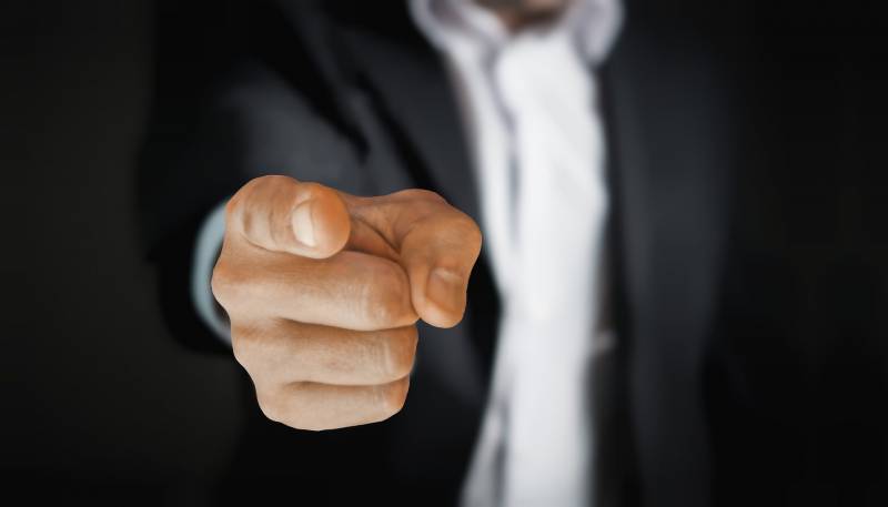 Expulsion locataire loyers impayés Toulon dans le Var